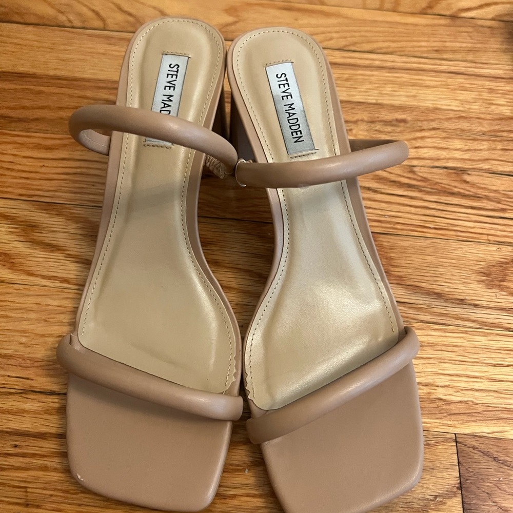 Tan Steve Madden sandals